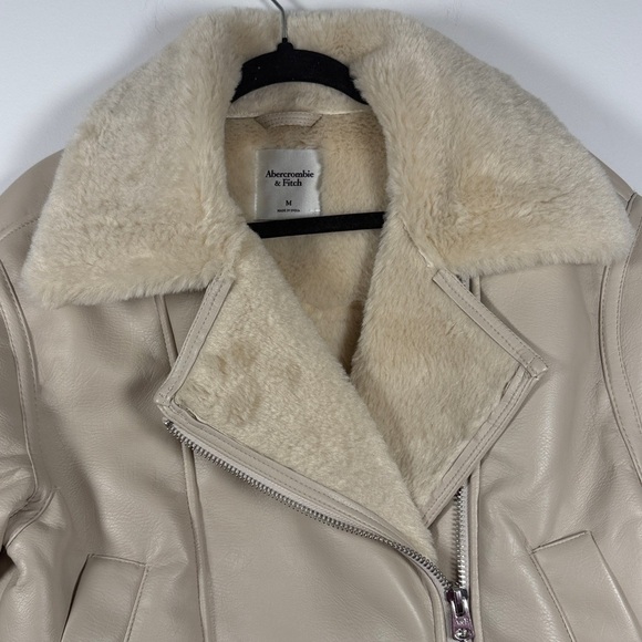NWOT Abercrombie Cream Faux Leather Jacket - Picture 3 of 7